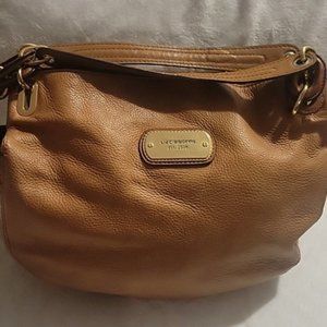 Liz Claiborne Est 1976